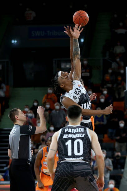 势也十分明 势也十分明