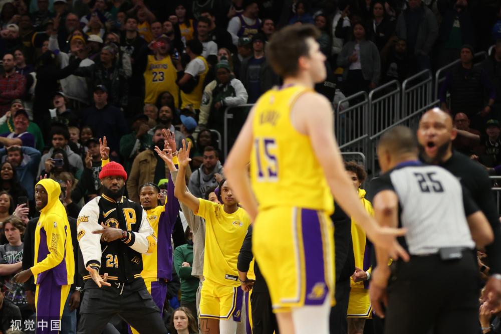 贝克汉姆 贝克汉姆