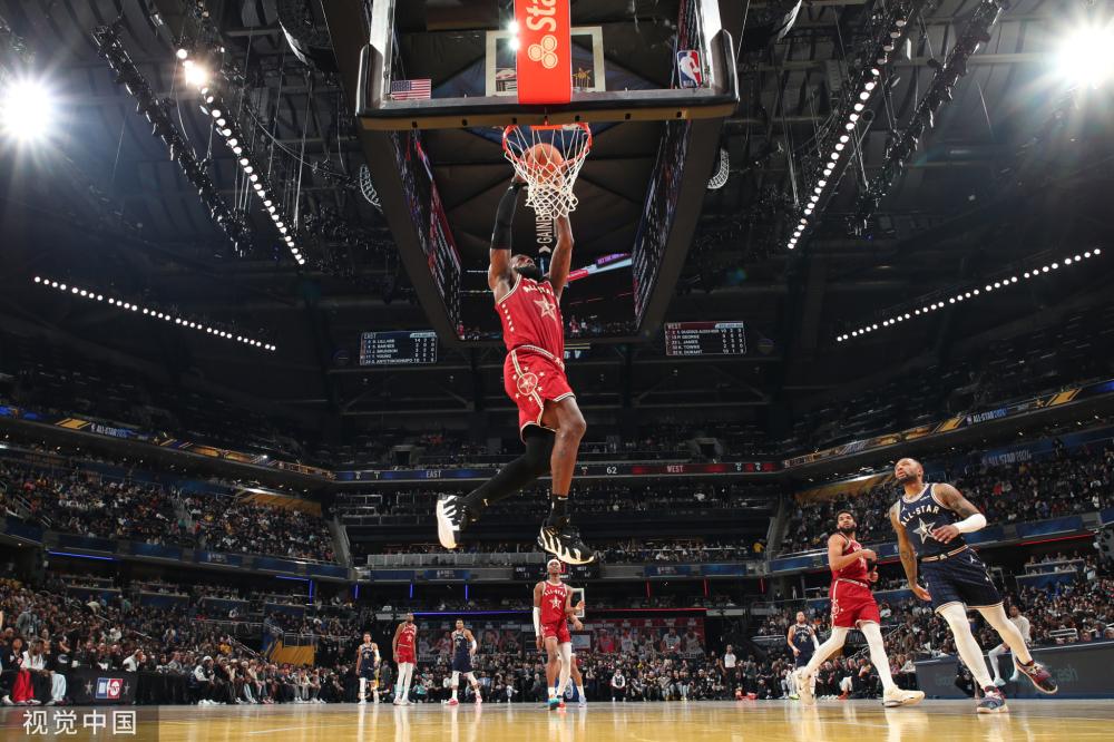 整个赛场的 整个赛场的