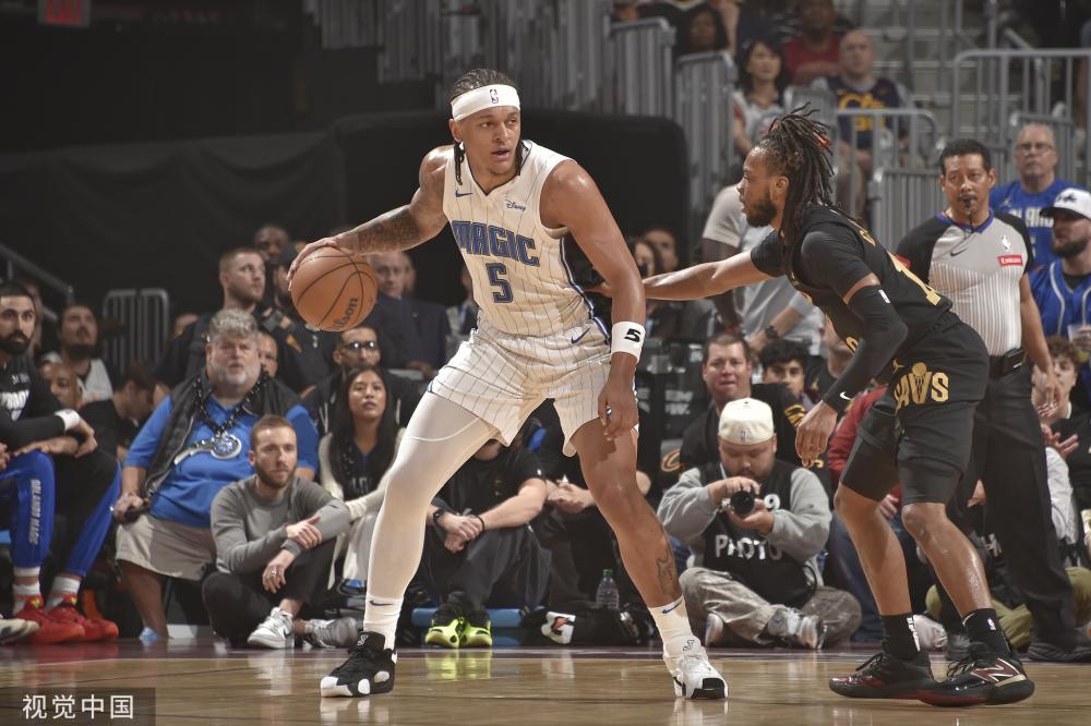 尤其是在近 尤其是在近